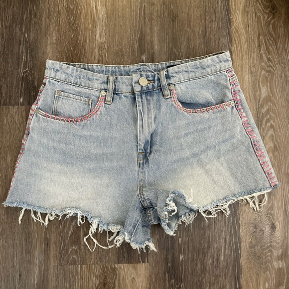 Blank NYC Pants - Blank nyc barrow whipstitch detail denim shorts